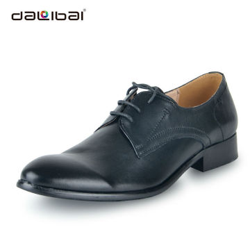 Wholesale $18 new design china cheap flat males shoes